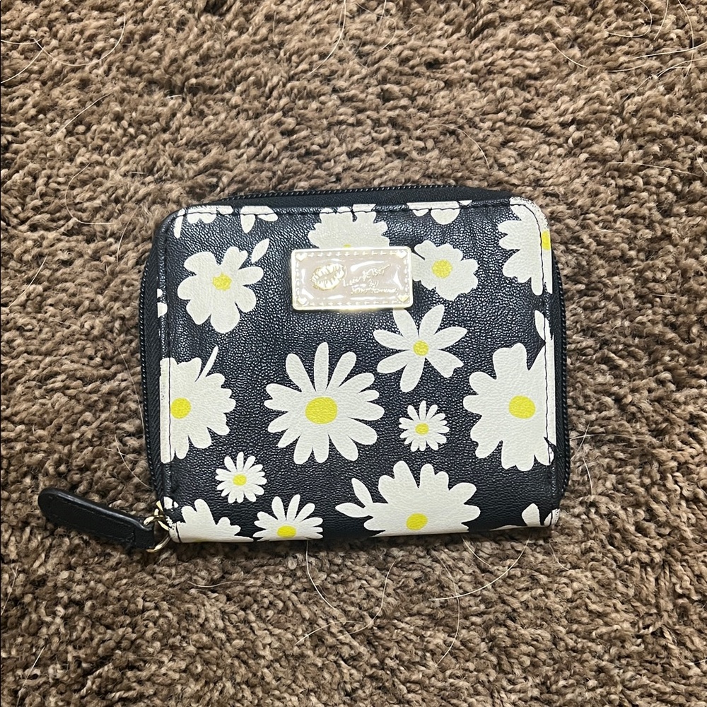 Betsey Johnson Black and White Daisy Wallet